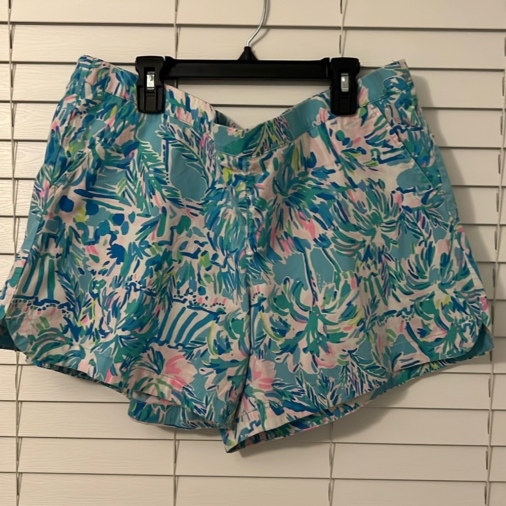 GUC- Lilly Pulitzer shorts